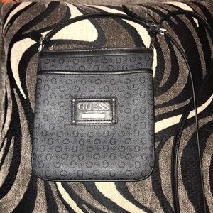 Guess side bag
